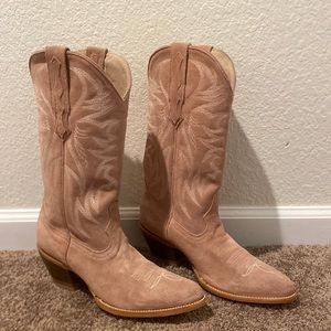 Idyllwind pink cowboy boots from boot barn